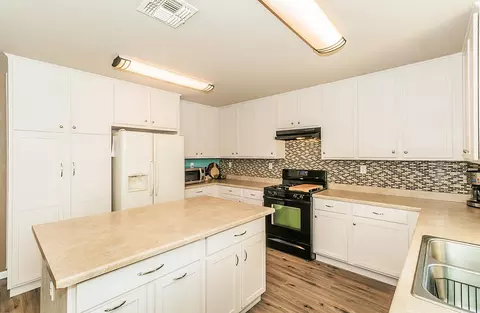 704 11th St, Sanger, CA 93657 photo 14