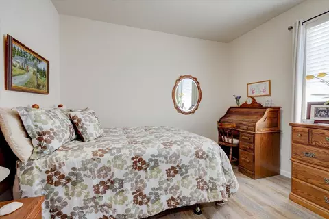 4036 E Willow Ave, Visalia, CA 93292 photo 13