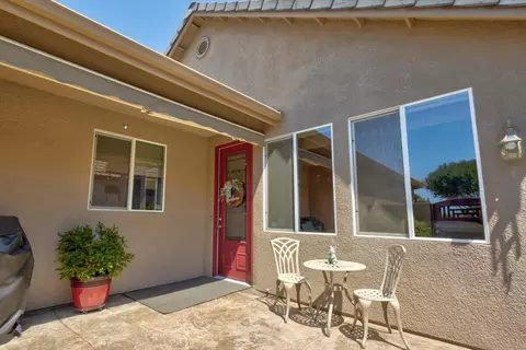 4036 E Willow Ave, Visalia, CA 93292 photo 3