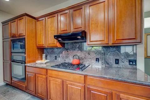 4036 E Willow Ave, Visalia, CA 93292 photo 10