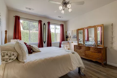 4036 E Willow Ave, Visalia, CA 93292 photo 17