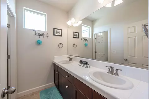 3159 Beverly Ave, Clovis, CA 93619 photo 38