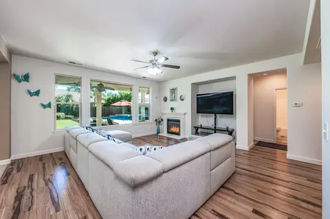 3159 Beverly Ave, Clovis, CA 93619 photo 7