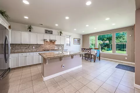 3159 Beverly Ave, Clovis, CA 93619 photo 11