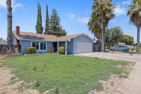 1839 S Atwood St, Visalia, CA 93277