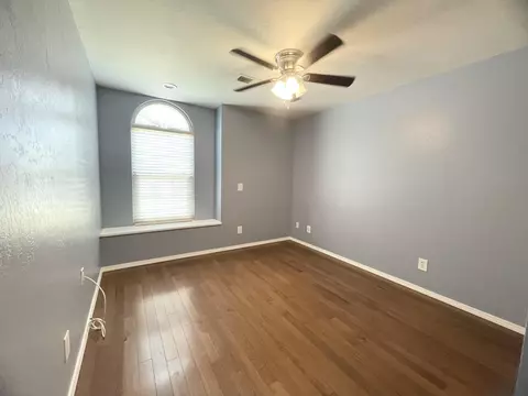 644 E Vine Ct, Visalia, CA 93292 photo 17