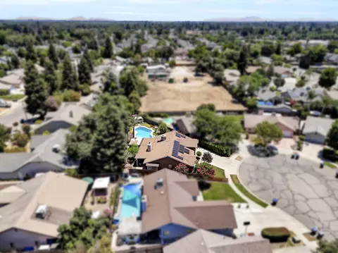 644 E Vine Ct, Visalia, CA 93292 photo 40