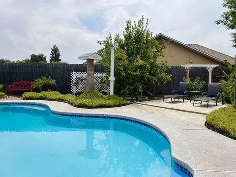644 E Vine Ct, Visalia, CA 93292 photo 30