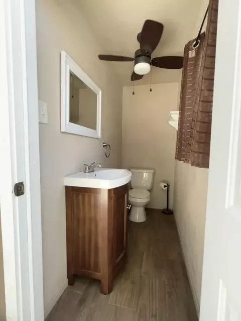644 E Vine Ct, Visalia, CA 93292 photo 32