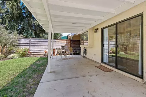 1442 E Castleview Ave, Visalia, CA 93292 photo 28