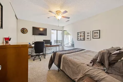 1442 E Castleview Ave, Visalia, CA 93292 photo 23