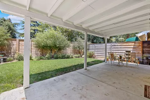 1442 E Castleview Ave, Visalia, CA 93292 photo 35