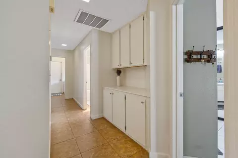 1442 E Castleview Ave, Visalia, CA 93292 photo 16