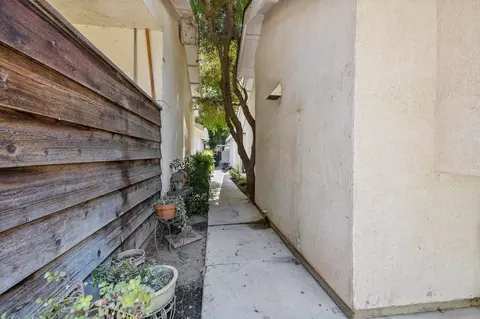 1442 E Castleview Ave, Visalia, CA 93292 photo 33