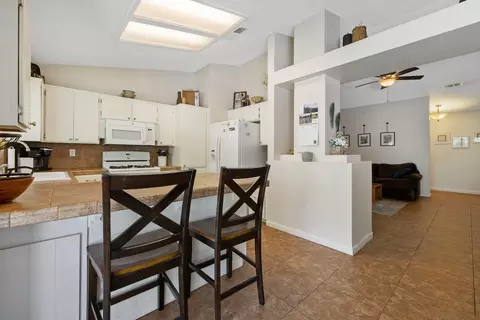 1442 E Castleview Ave, Visalia, CA 93292 photo 12