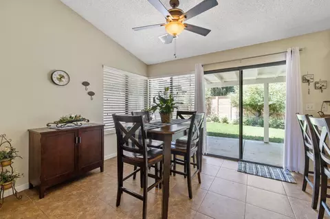 1442 E Castleview Ave, Visalia, CA 93292 photo 13