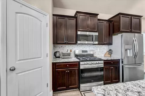3616 E Westcott Ave, Visalia, CA 93292 photo 24