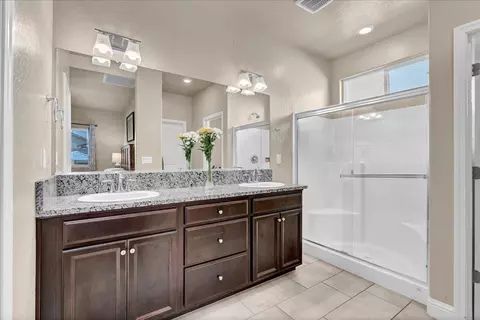 3616 E Westcott Ave, Visalia, CA 93292 photo 32