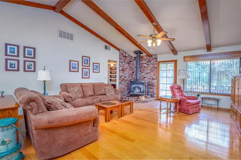 41018 Cherokee Oaks Dr, Three Rivers, CA 93271 photo 5