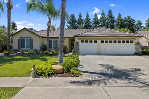 5509 W Modoc Ave, Visalia, CA 93291
