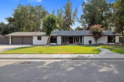 510 Estate Dr, Tulare, CA 93274