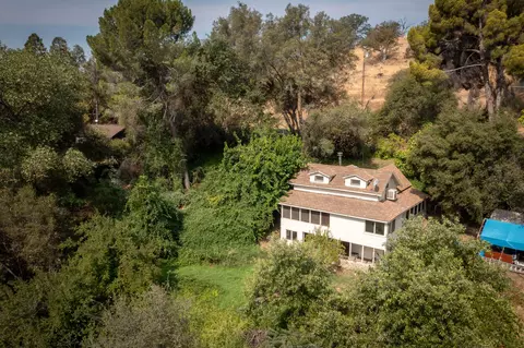 43920 Dinely Dr, Three Rivers, CA 93271