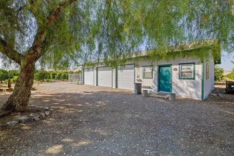 31147 Mehrten Dr, Exeter, CA 93221 photo 21