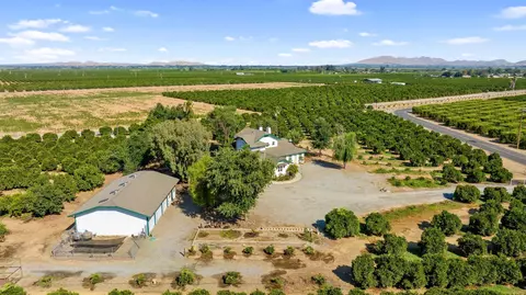 31147 Mehrten Dr, Exeter, CA 93221 photo 2