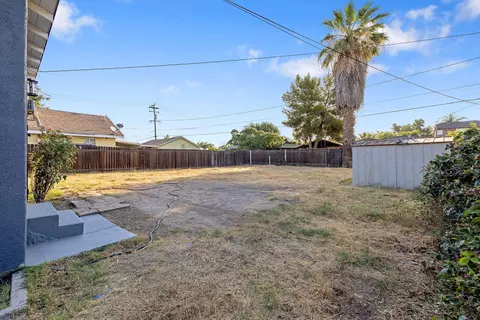 2528 C St, Selma, CA 93662 photo 27