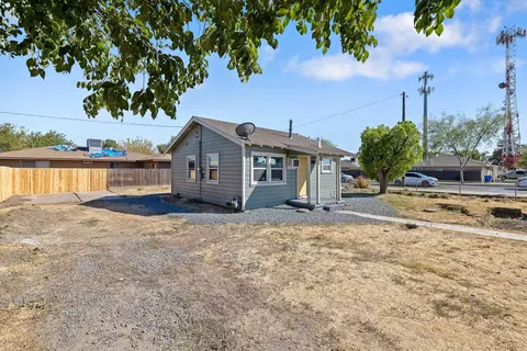 1610 7th St, Firebaugh, CA 93622 photo 5