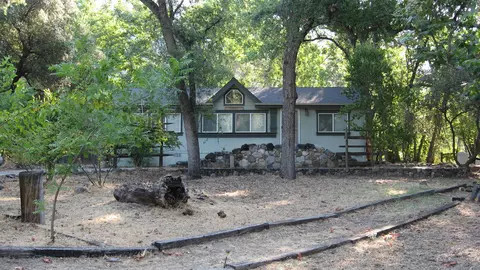 43678 N Fork Dr, Three Rivers, CA 93271