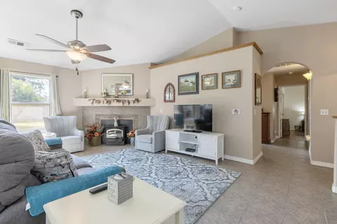 441 Katelyn Ct, Exeter, CA 93221 photo 4