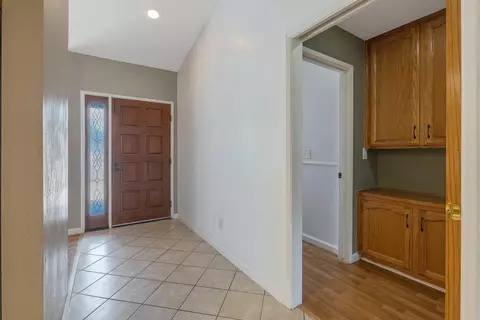 641 E Vine Ct, Visalia, CA 93292 photo 10