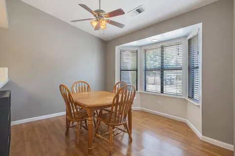 641 E Vine Ct, Visalia, CA 93292 photo 12