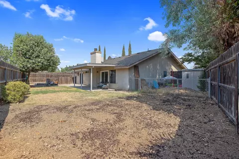 641 E Vine Ct, Visalia, CA 93292 photo 36