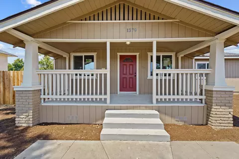 1379 E Whittaker Way, Dinuba, CA 93618 photo 3