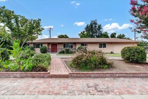 2511 W Beech Ave, Visalia, CA 93277
