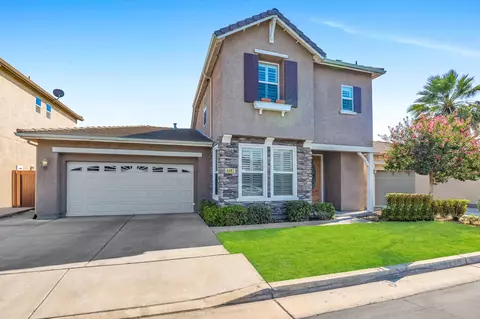 4947 W Fiano Ave, Visalia, CA 93291