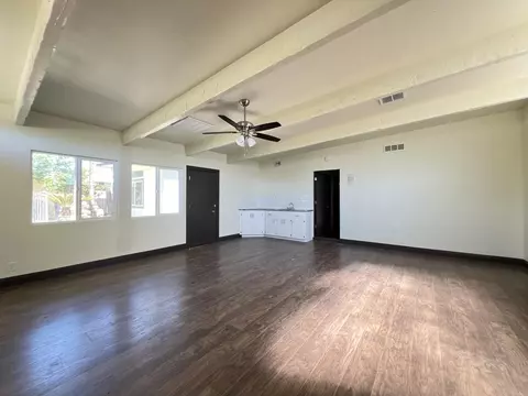 905 E Myrtle St, Hanford, CA 93230 photo 16