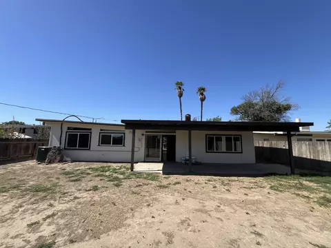 905 E Myrtle St, Hanford, CA 93230 photo 19