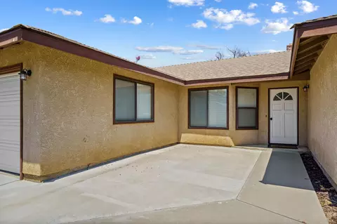 1816 E Parker Ct, Visalia, CA 93292 photo 3