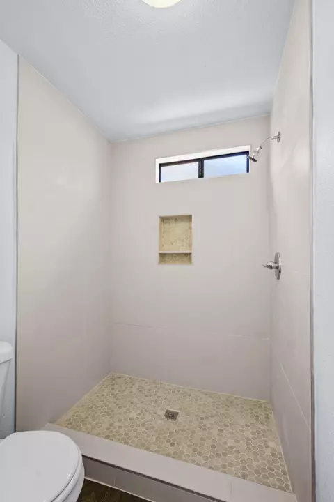 1816 E Parker Ct, Visalia, CA 93292 photo 25