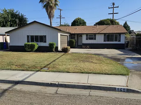 560 Fairhaven Ave, Porterville, CA 93257