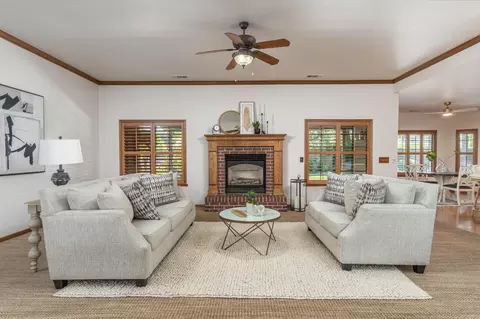 613 Pheasant Ct, Exeter, CA 93221 photo 6