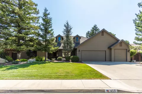 613 Pheasant Ct, Exeter, CA 93221