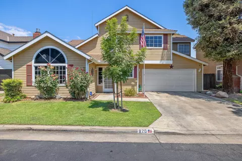 820 E Oakridge Ave, Visalia, CA 93292