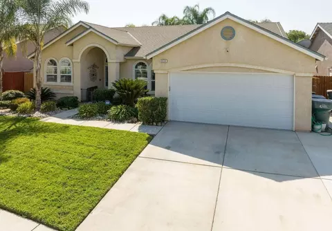 2523 E Kaiser Creek Ave, Tulare, CA 93274