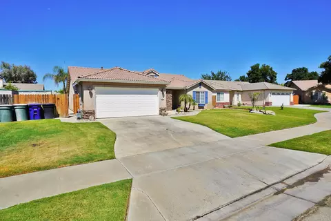 661 Sandcastle Ave, Lemoore, CA 93245