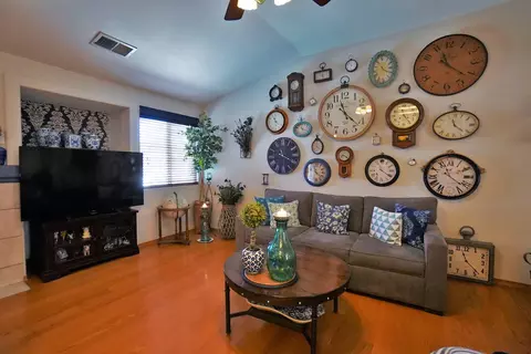 661 Sandcastle Ave, Lemoore, CA 93245 photo 13