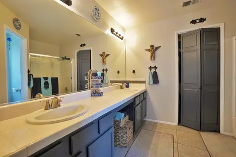 661 Sandcastle Ave, Lemoore, CA 93245 photo 37